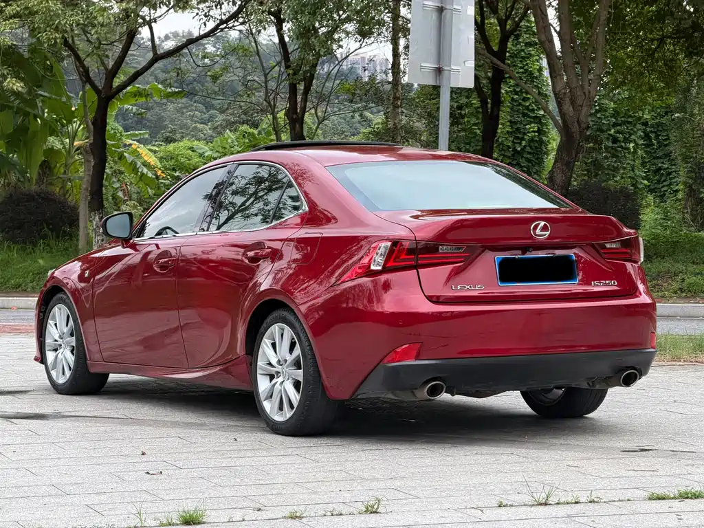 Lexus IS 250 F SPORT