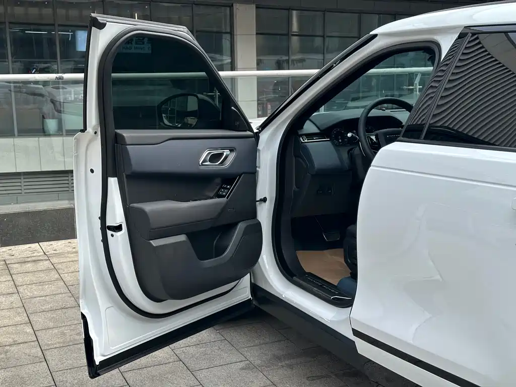 Range Rover Velar Dynamic SE