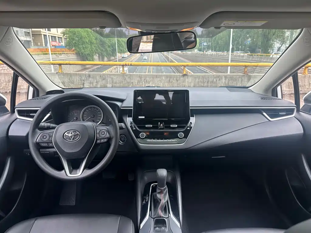 Corolla 1.2 T S-CVT Elite
