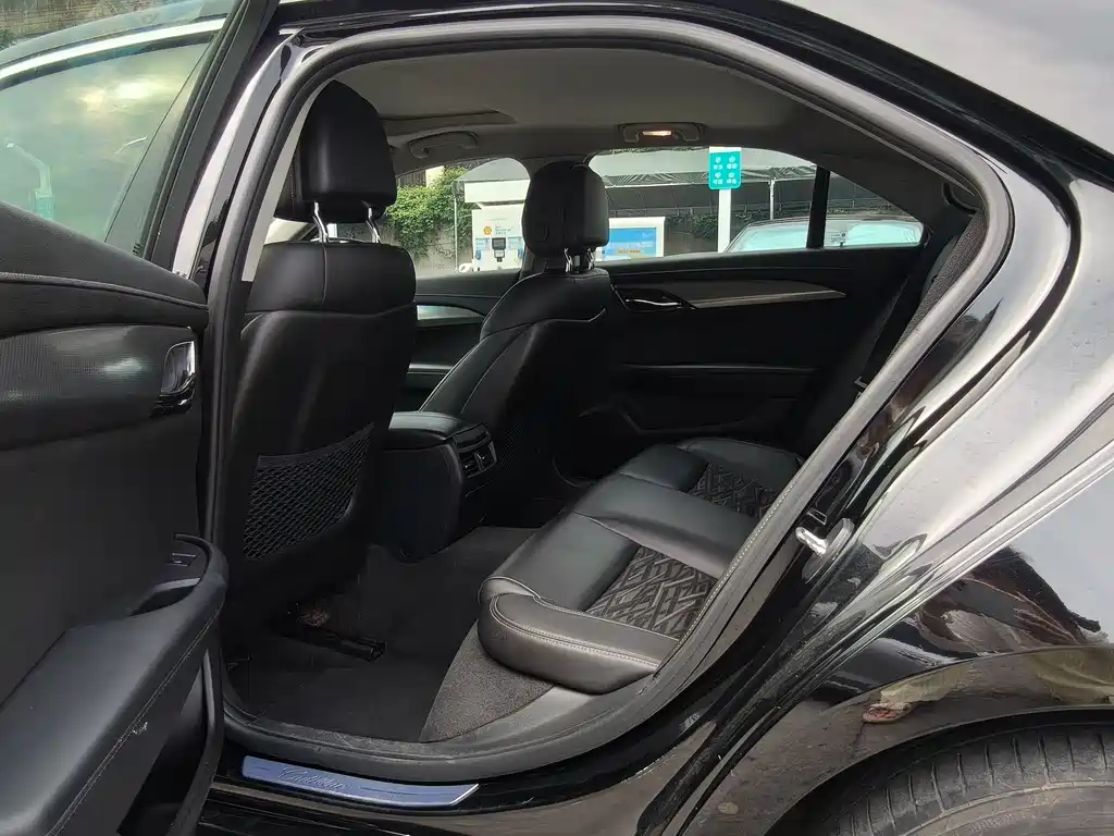 Cadillac ATS-L 28 T Tech