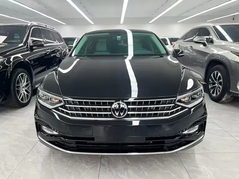 Volkswagen Magotan 200 10 K Commemorative 330 TSI DSG Leading