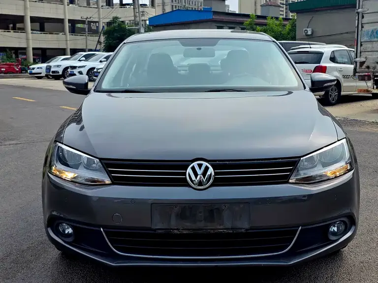 Volkswagen Sagitar 1.4 TSI Manual Luxury