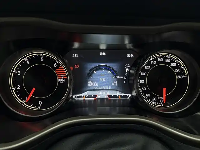 Cherokee 自由光 2016款 2.4 L 75周年致敬版