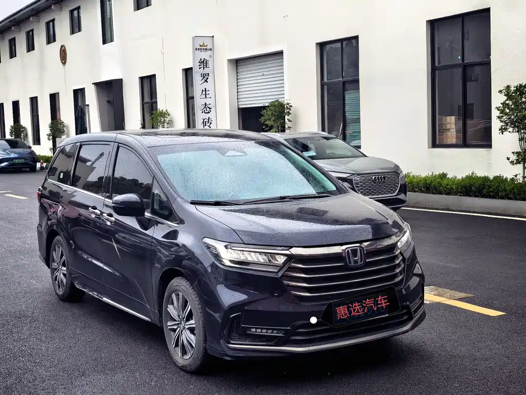Odyssey 2.0 L e:HEV Sharp· Leading Enjoyment
