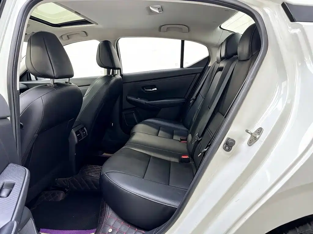 Sylphy 1.6 L XL CVT Joy