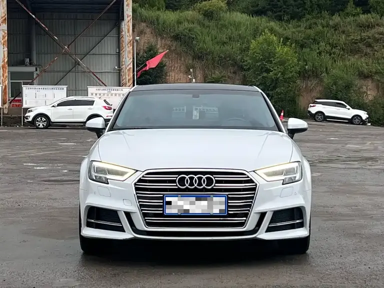 Audi A3 Limousine 35 TFSI Fashion CN-V