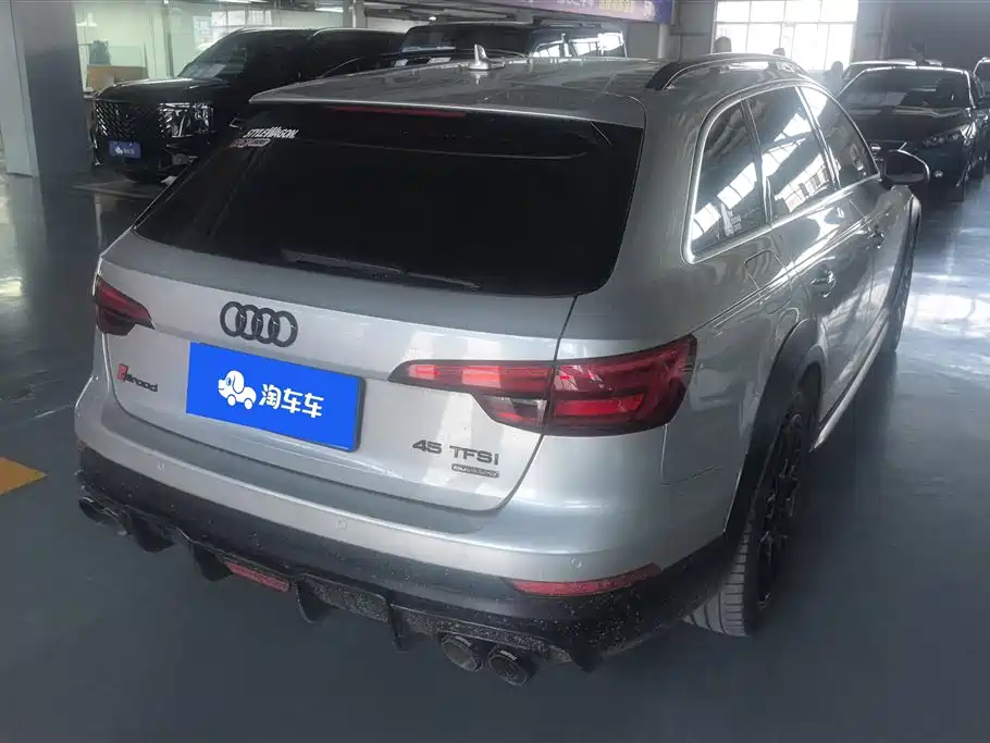 Audi A4 (Import) 45 TFSI allroad quattro Fashion