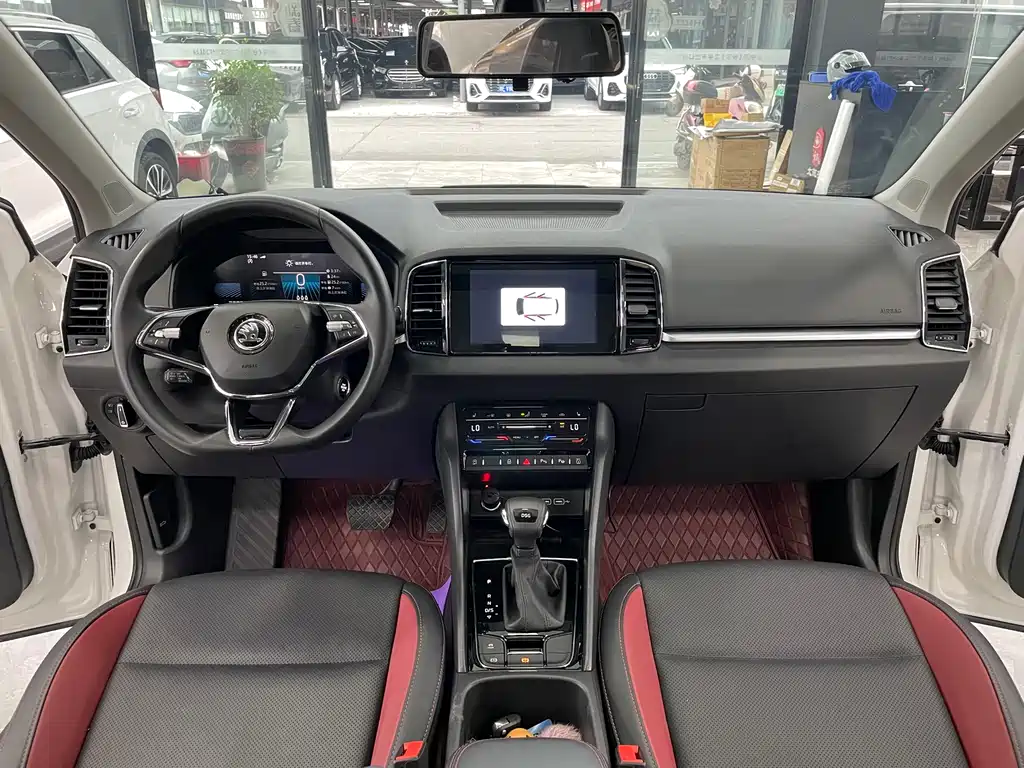 Karoq TSI280 Premium