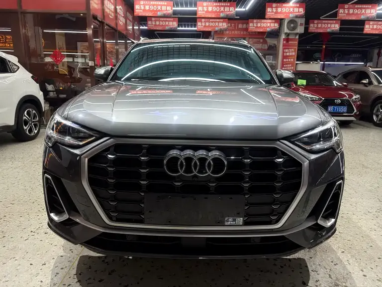 Audi Q3 35 TFSI Fashion Dynamic