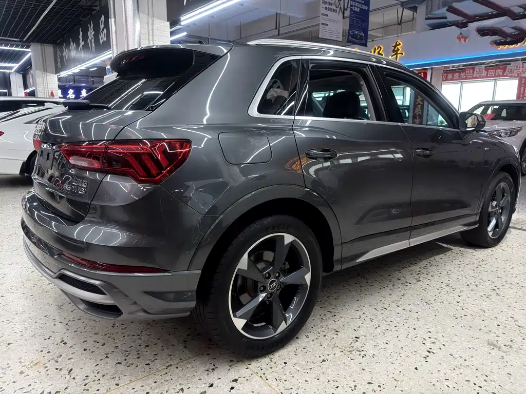 Audi Q3 35 TFSI Fashion Dynamic