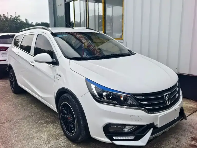 Baojun 310 W 1.5 L Manual Comfort CN-V