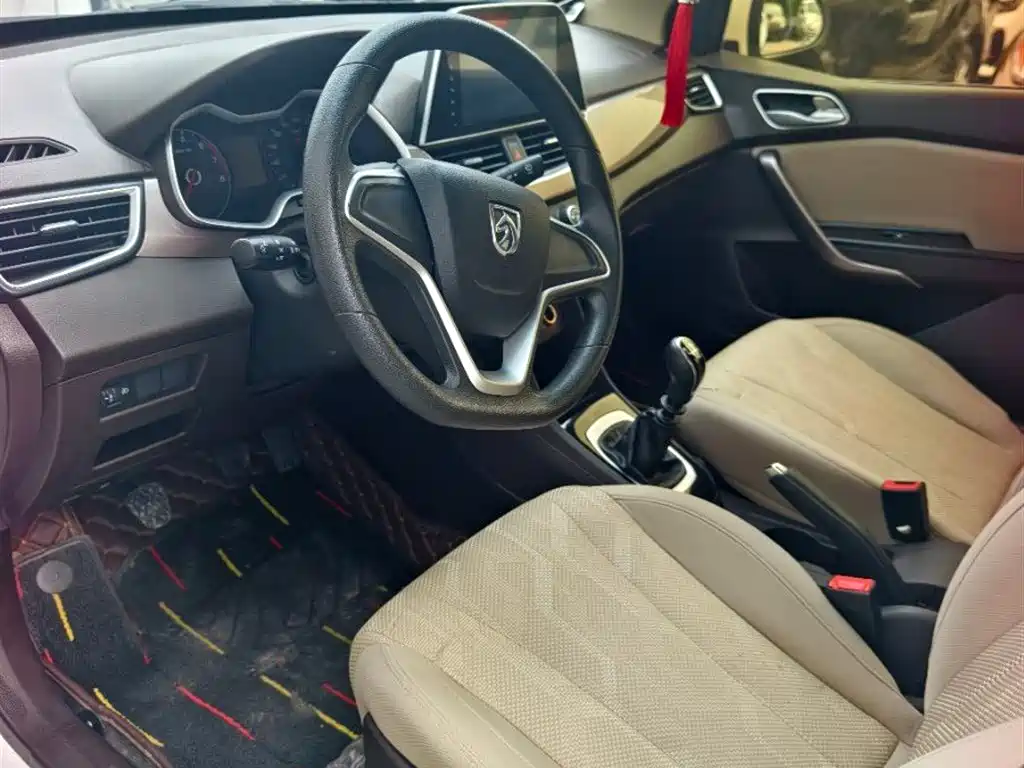 Baojun 310 W 1.5 L Manual Comfort CN-V