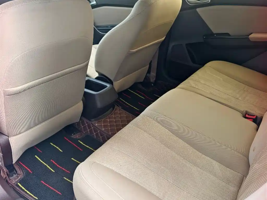 Baojun 310 W 1.5 L Manual Comfort CN-V