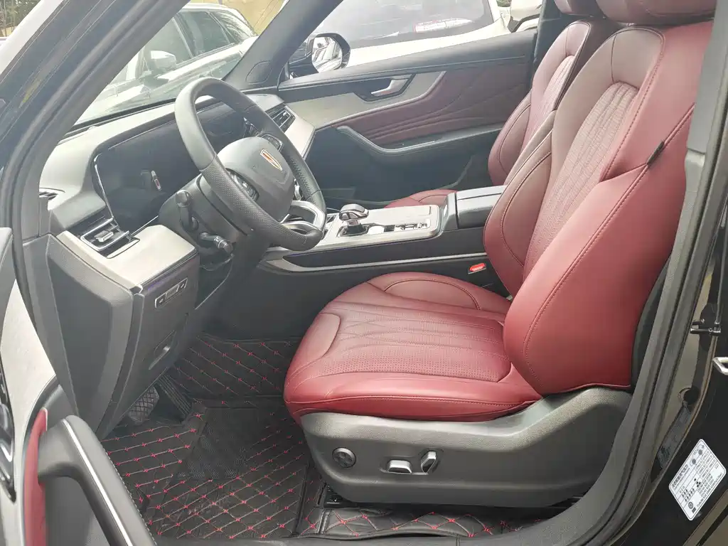 Hongqi HS5 2.0 T 2 WD Flagship Joy Pro
