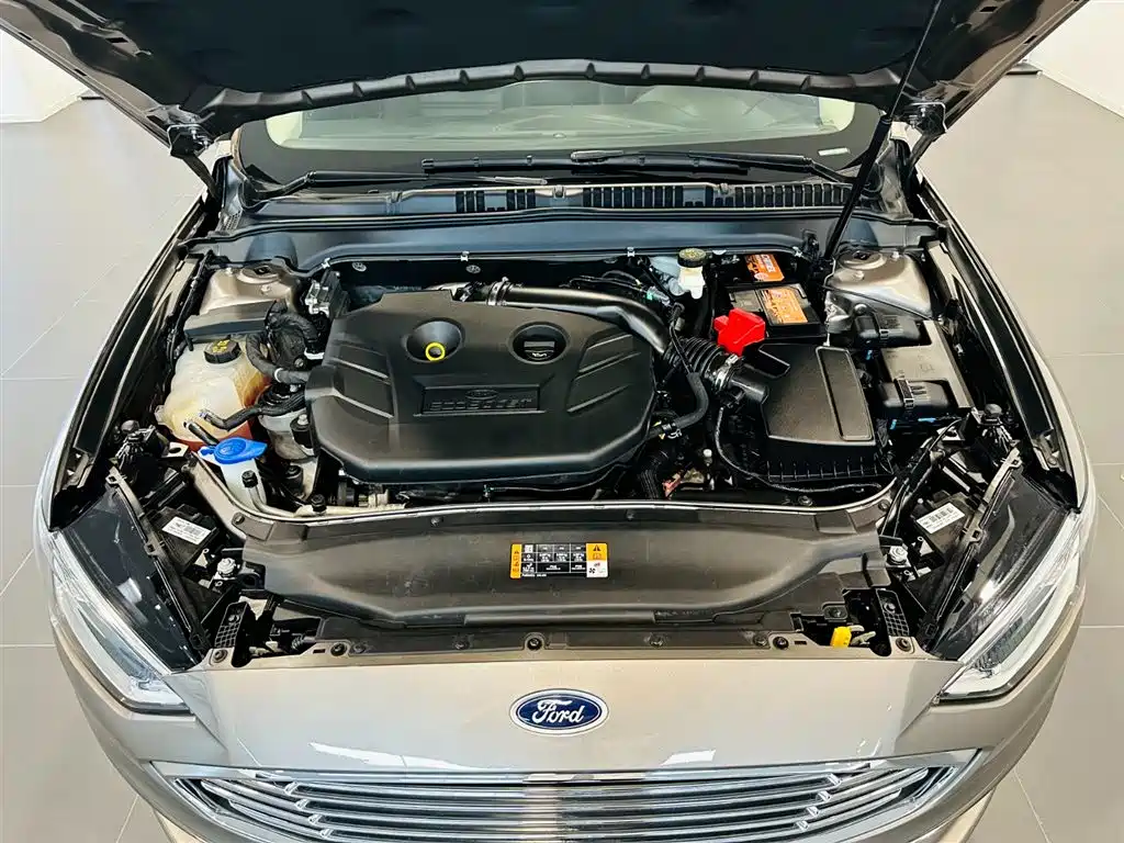 Mondeo EcoBoost 200 Luxury