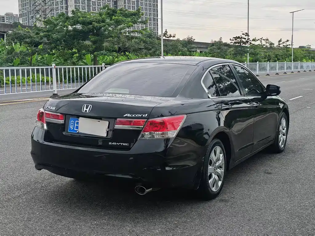 Accord 2.4 L EX Navi