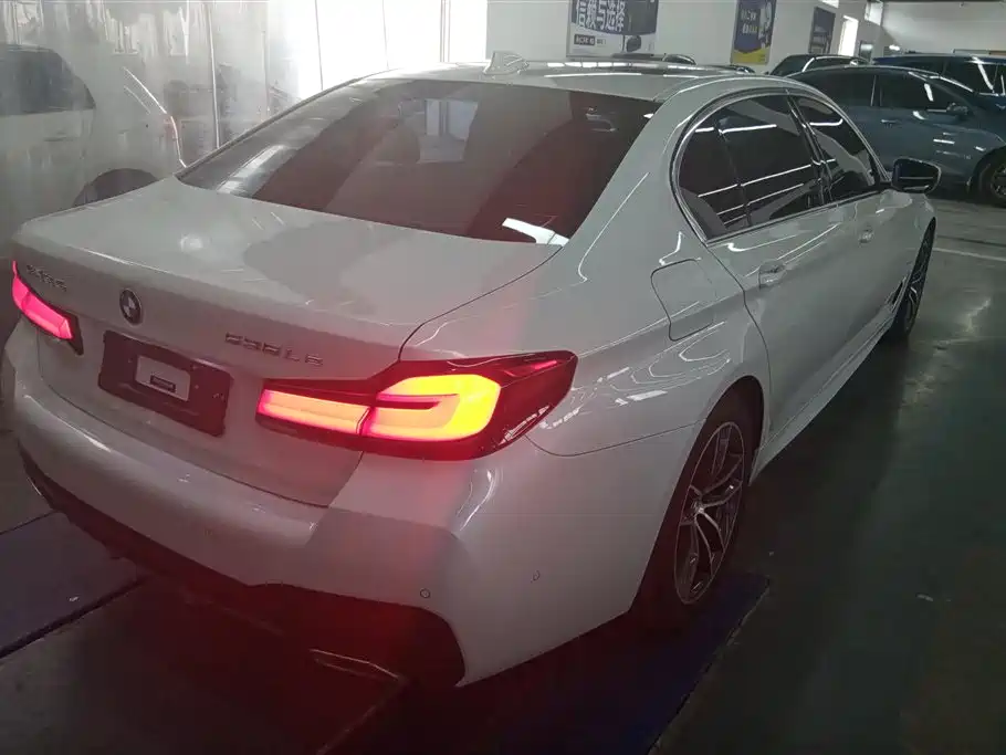 BMW 5 Series NEV 535 Le M Sport Package