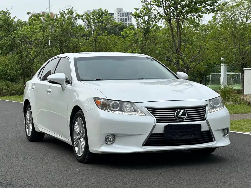 Lexus ES 250 Elite