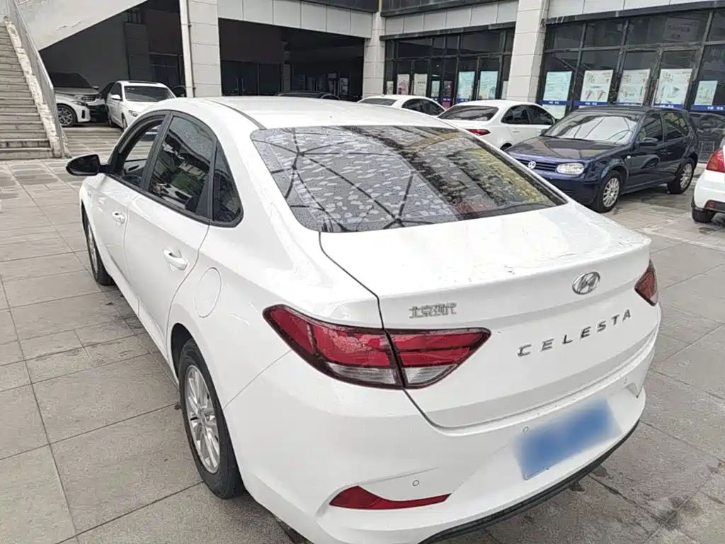 Elantra Yuedong 1.6 L Auto Eye Joy GL CN-VI