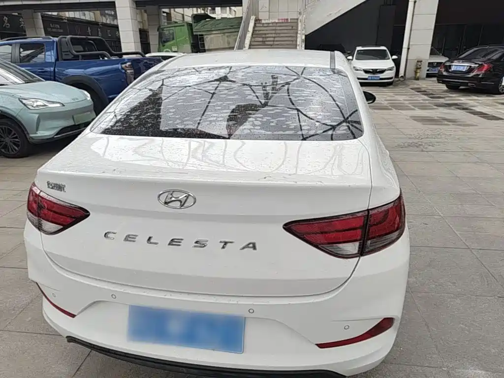 Elantra Yuedong 1.6 L Auto Eye Joy GL CN-VI