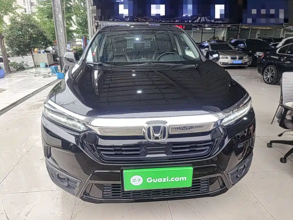 Breeze 240 TURBO CVT 2 WD Elite