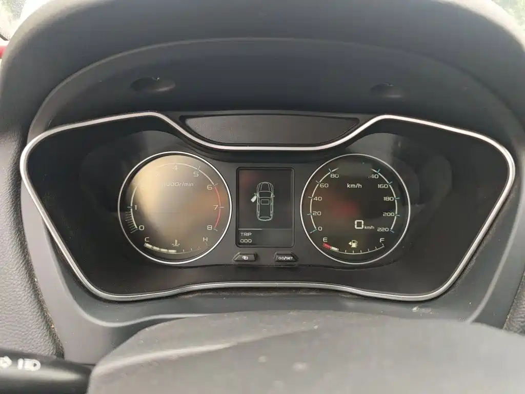 Vision X6 1.8 L Manual Luxury
