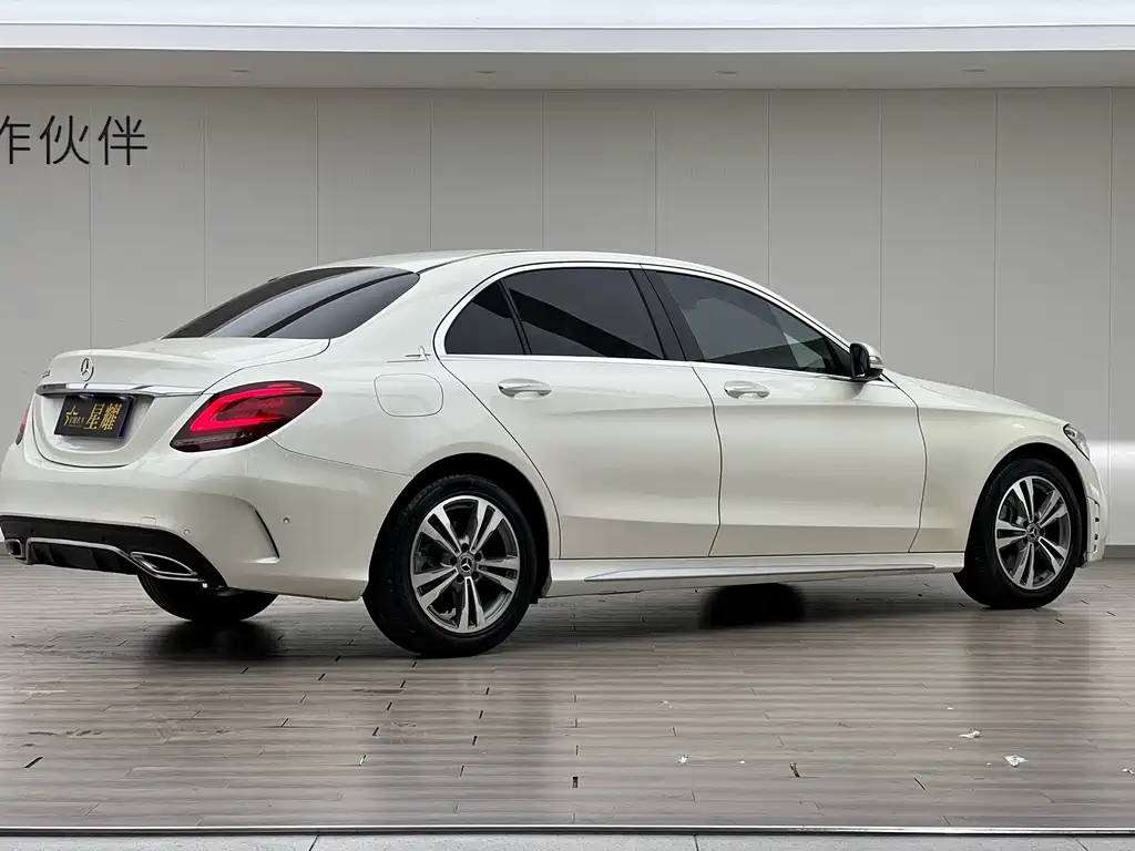 Mercedes-Benz C-Class C 200 L Fashion Sport