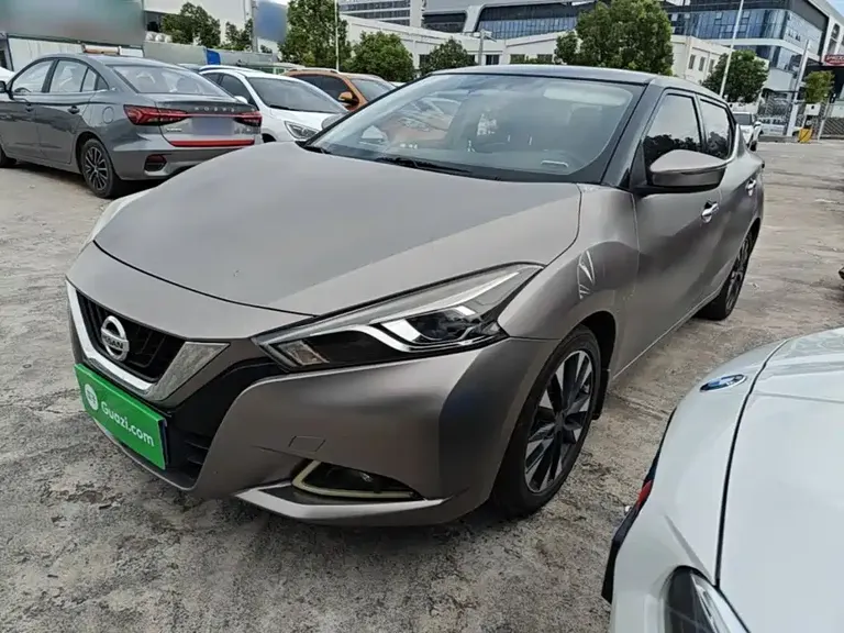 Nissan Lannia 1.6 L CVT Smart Cool