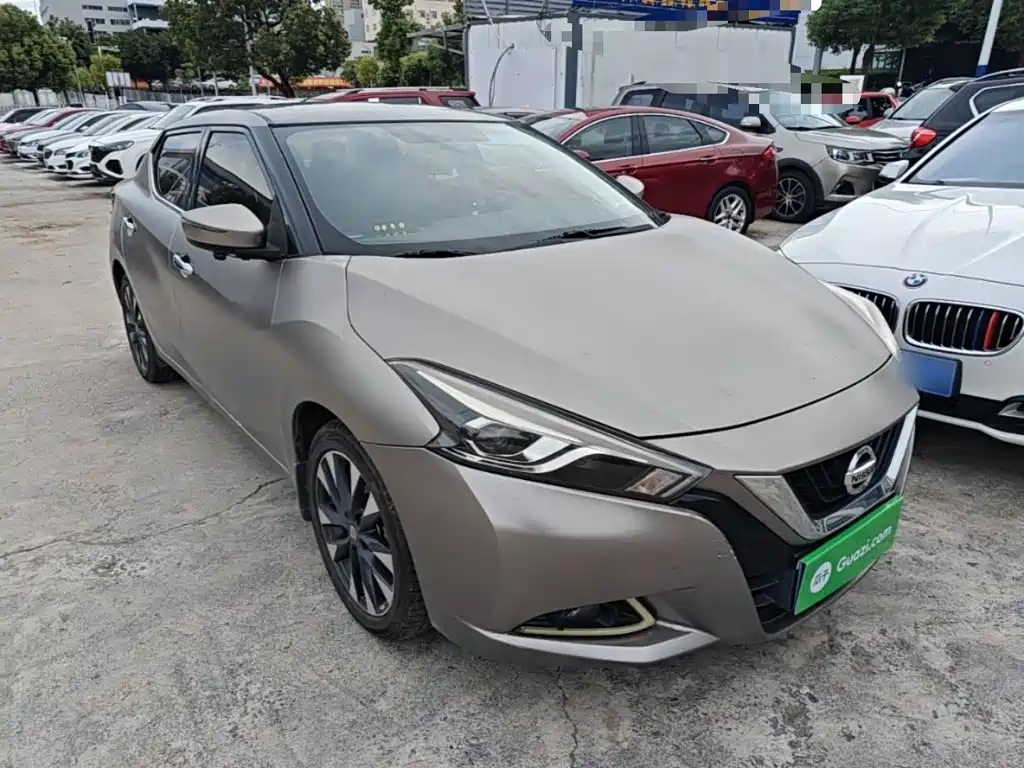 Lannia 1.6 L CVT Smart Cool