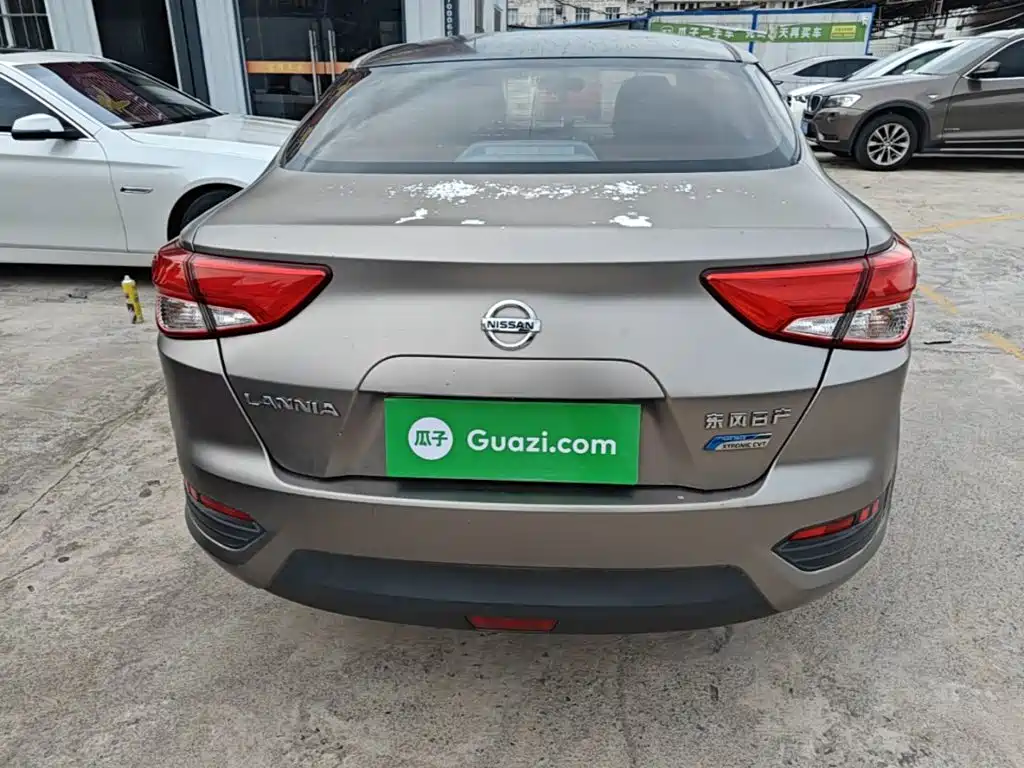 Lannia 1.6 L CVT Smart Cool