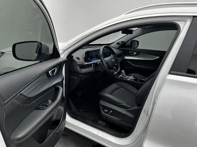 Tiggo 8 PLUS Kunpeng 390 TGDI DCT Grand Passion
