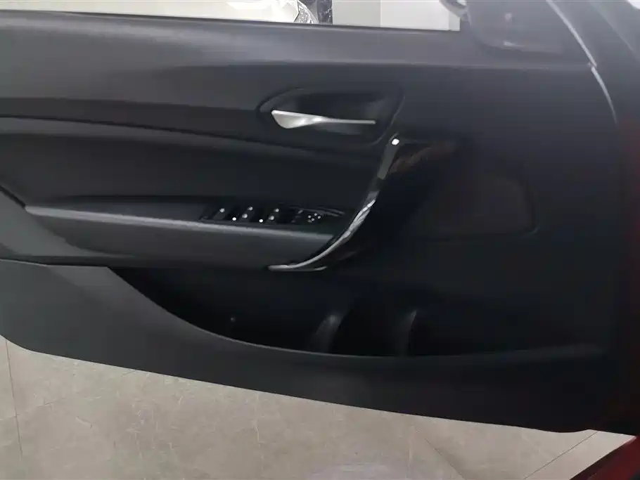 BMW 2 Series (Import) 225 i Convertible Coupe Sport Design Package