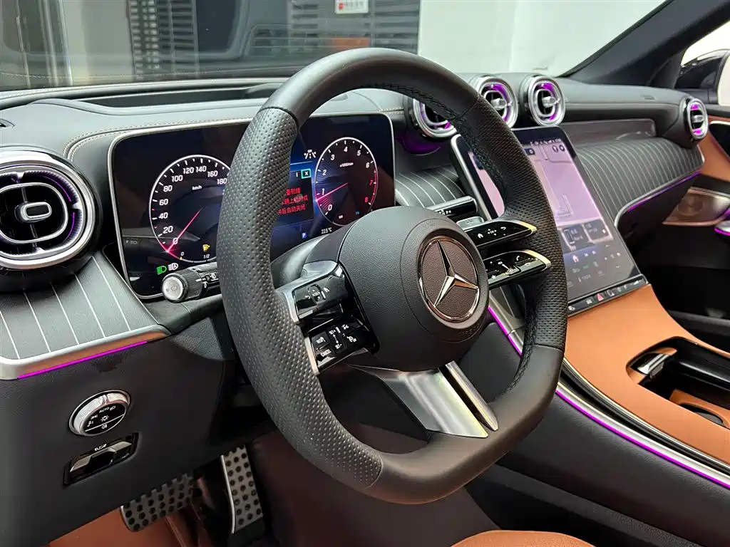 Mercedes-Benz GLC GLC 300 L 4 MATIC Luxury 5-seat