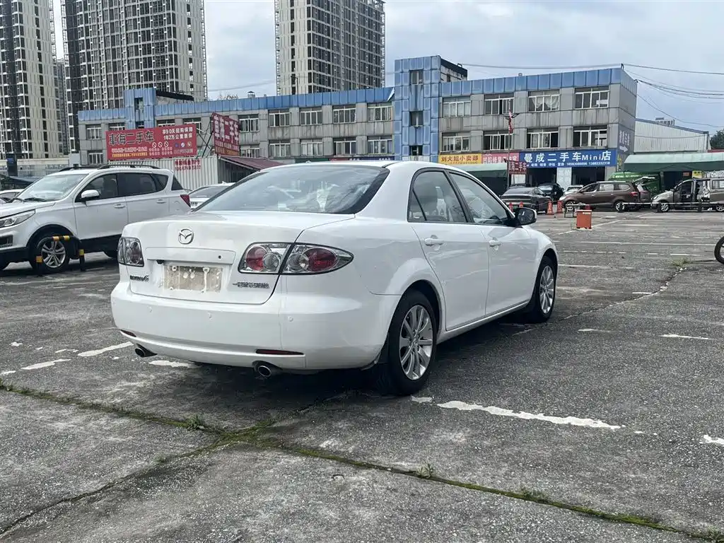 Mazda 6 2.0 L Auto Fashion