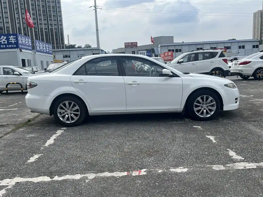 Mazda 6 2.0 L Auto Fashion