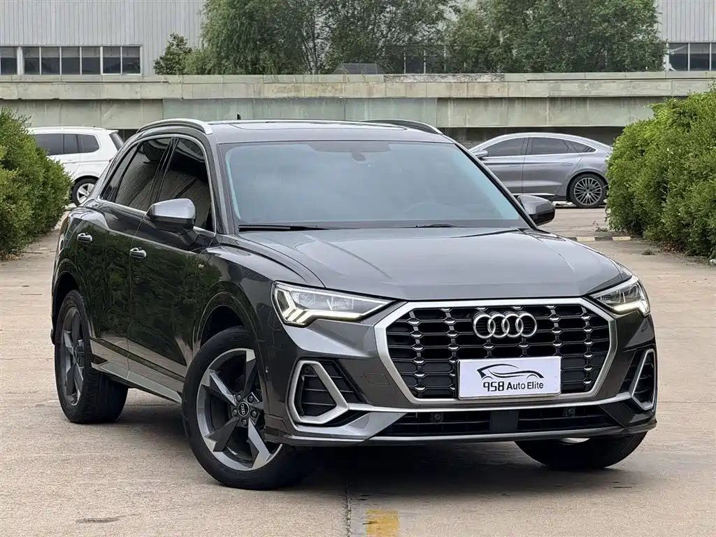 Audi Q3 35 TFSI Fashion Dynamic