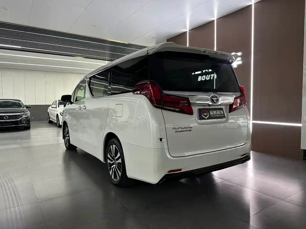 Alphard Facelift 3.5 L Distinguished