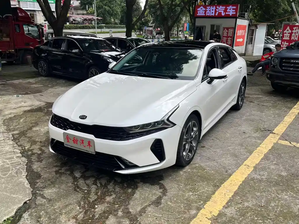 Kia K5 380 T GT-Line Distinguished Tech