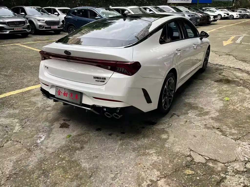Kia K5 380 T GT-Line Distinguished Tech