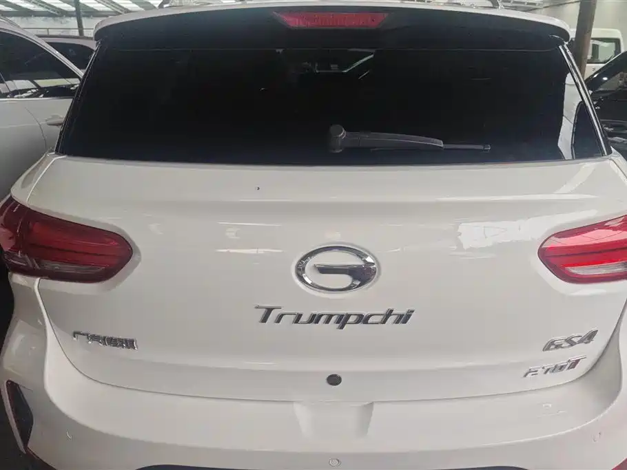 GAC Trumpchi GS4 传祺GS4 2019款 270 T 自动两驱豪华智联版