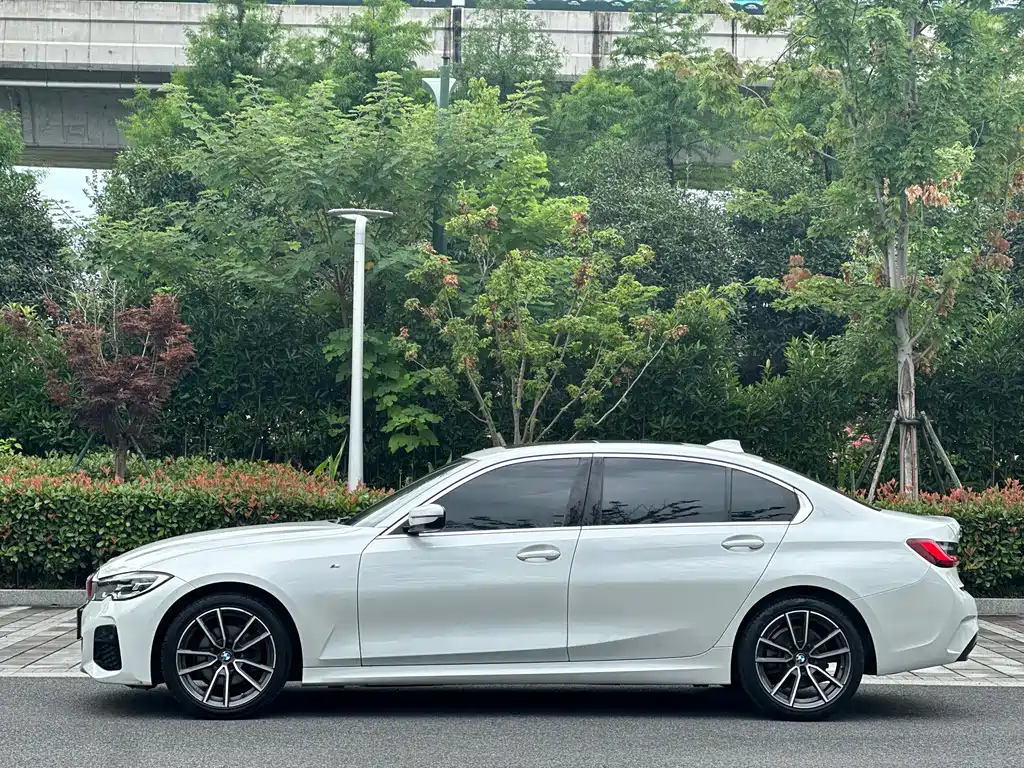 BMW 3 Series 320 Li M Sport Package