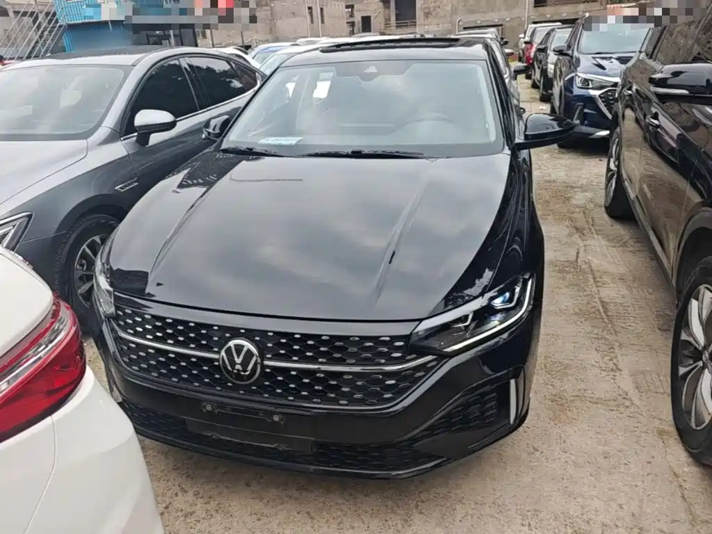 Lavida 300 TSI DSG Starry Sky Forever