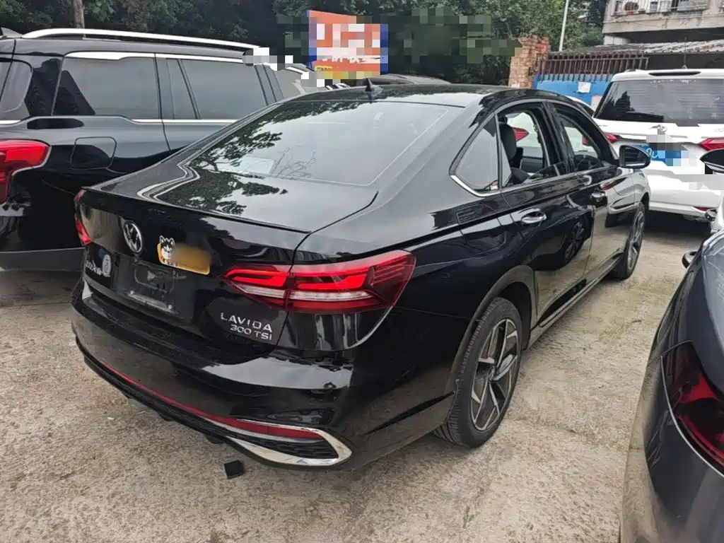 Lavida 300 TSI DSG Starry Sky Forever