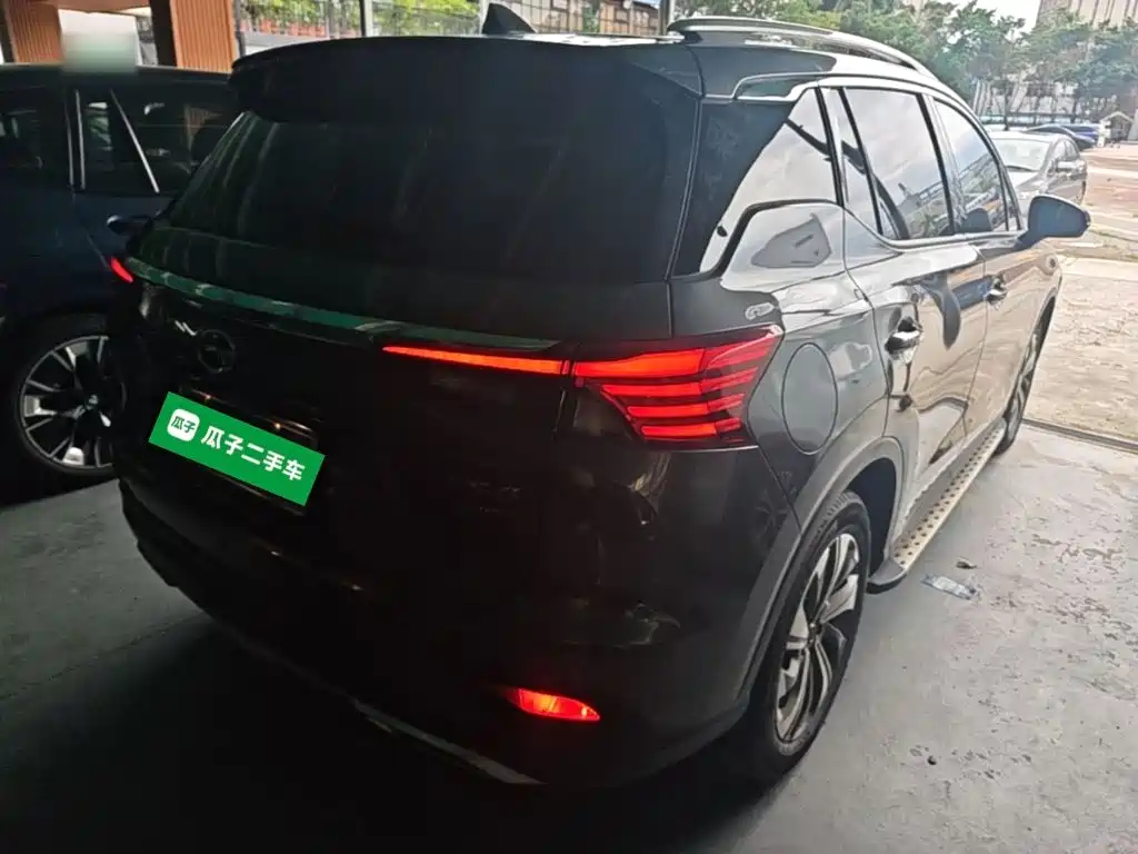 GAC Trumpchi GS4 传祺GS4 2020款 270 T 自动尊享版