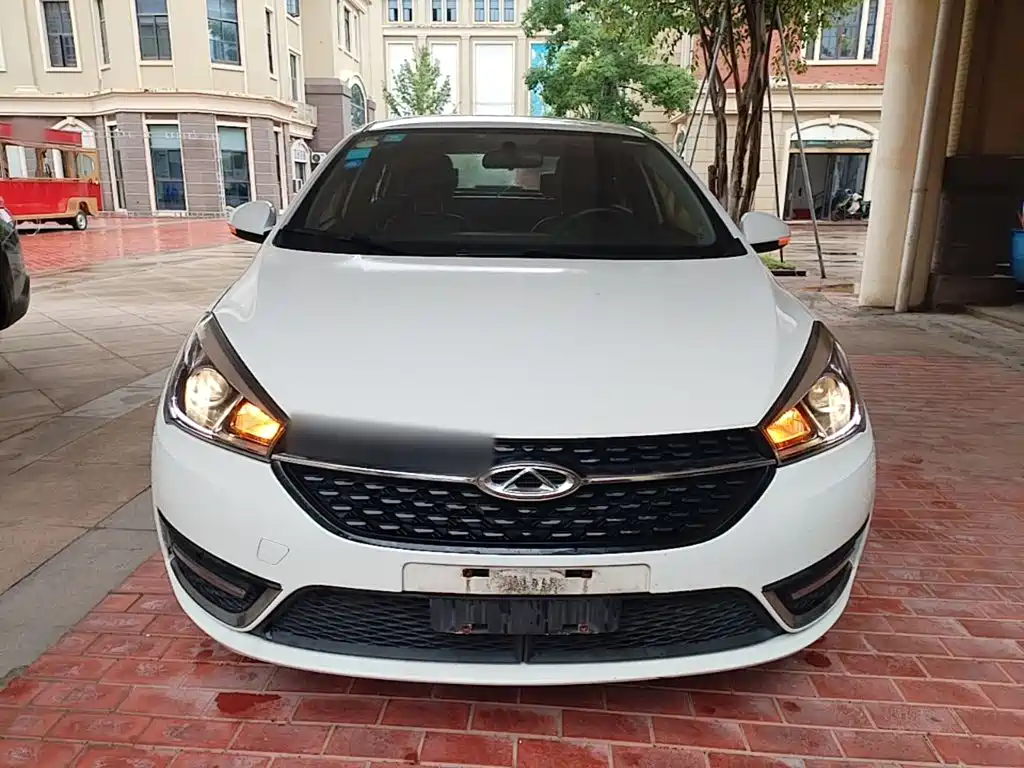 Arrizo 5 1.5 L CVT Leading Trend