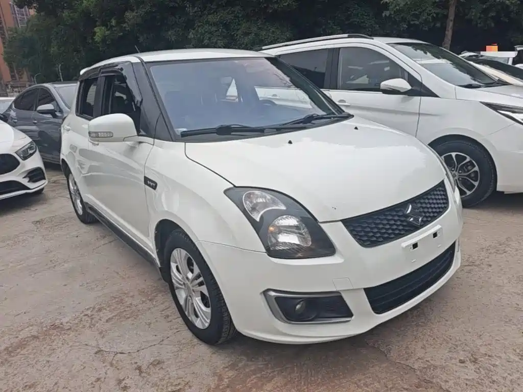 Swift 1.5 L Auto Standard