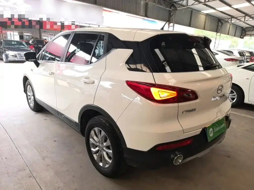 GAC Trumpchi GS3 传祺GS3 2019款 235 T 手动舒适版