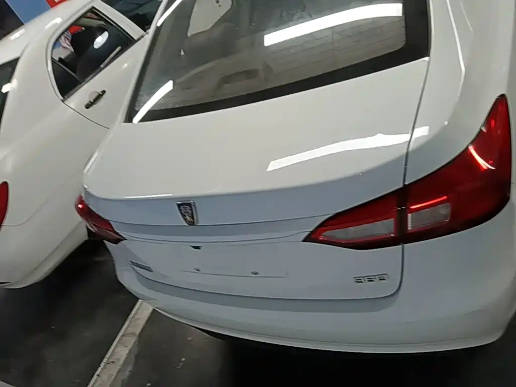 Roewe 360 荣威360 2017款 1.5 L 手动精英版