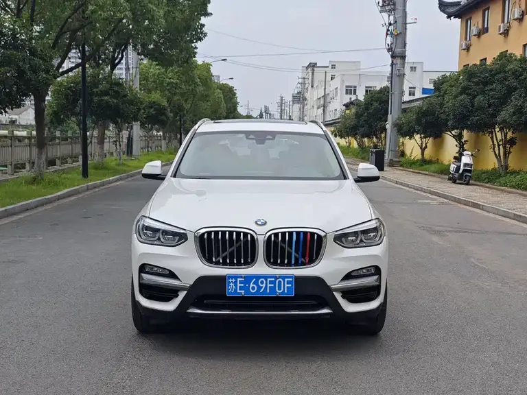 BMW X3 xDrive28 i Luxury Package CN-VI