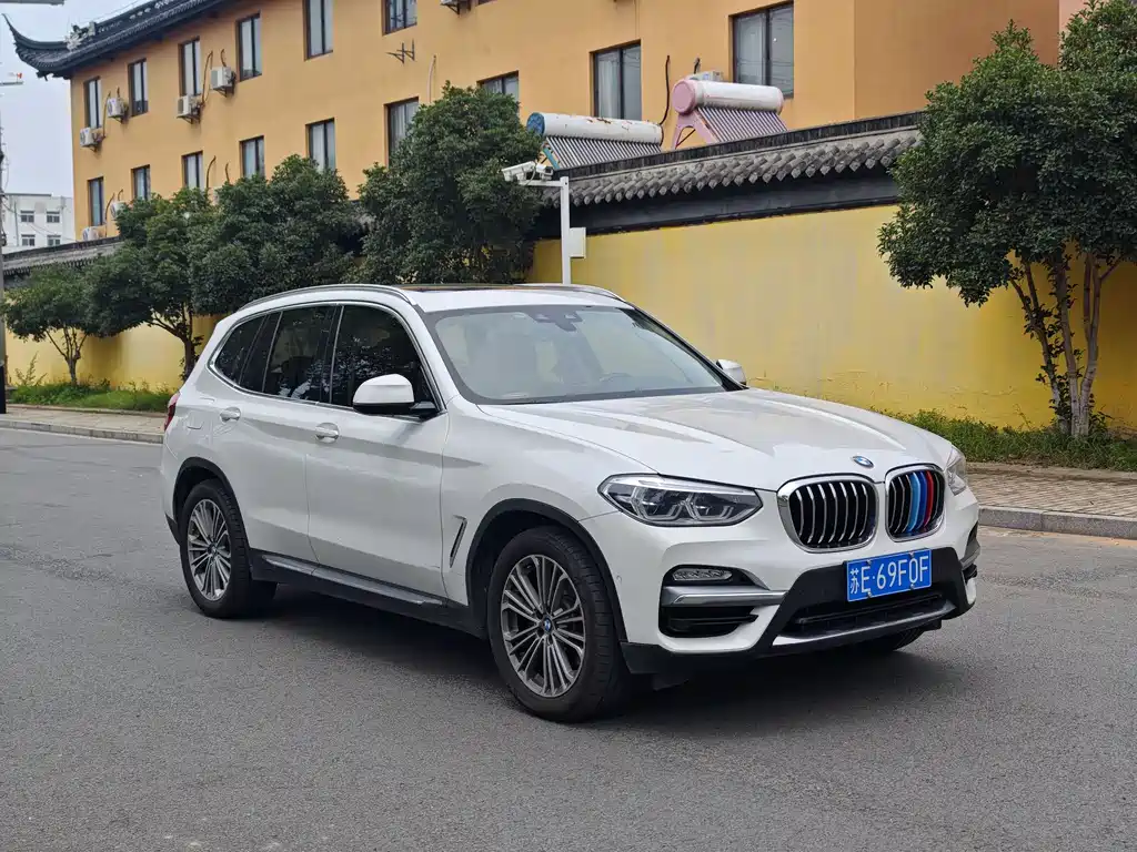 BMW X3 xDrive28 i Luxury Package CN-VI